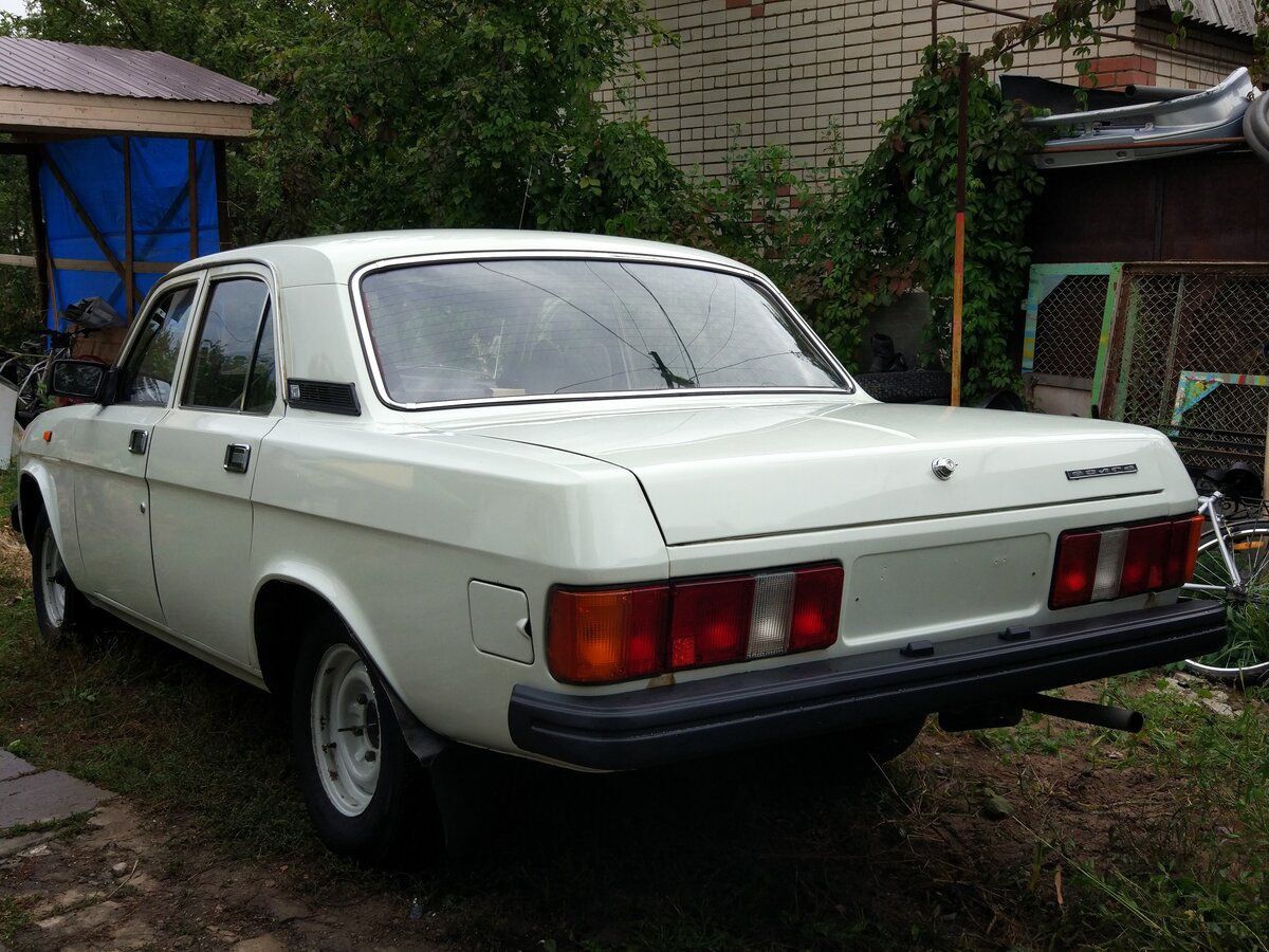 Volga 31029 sotiladi xolati yaxshi