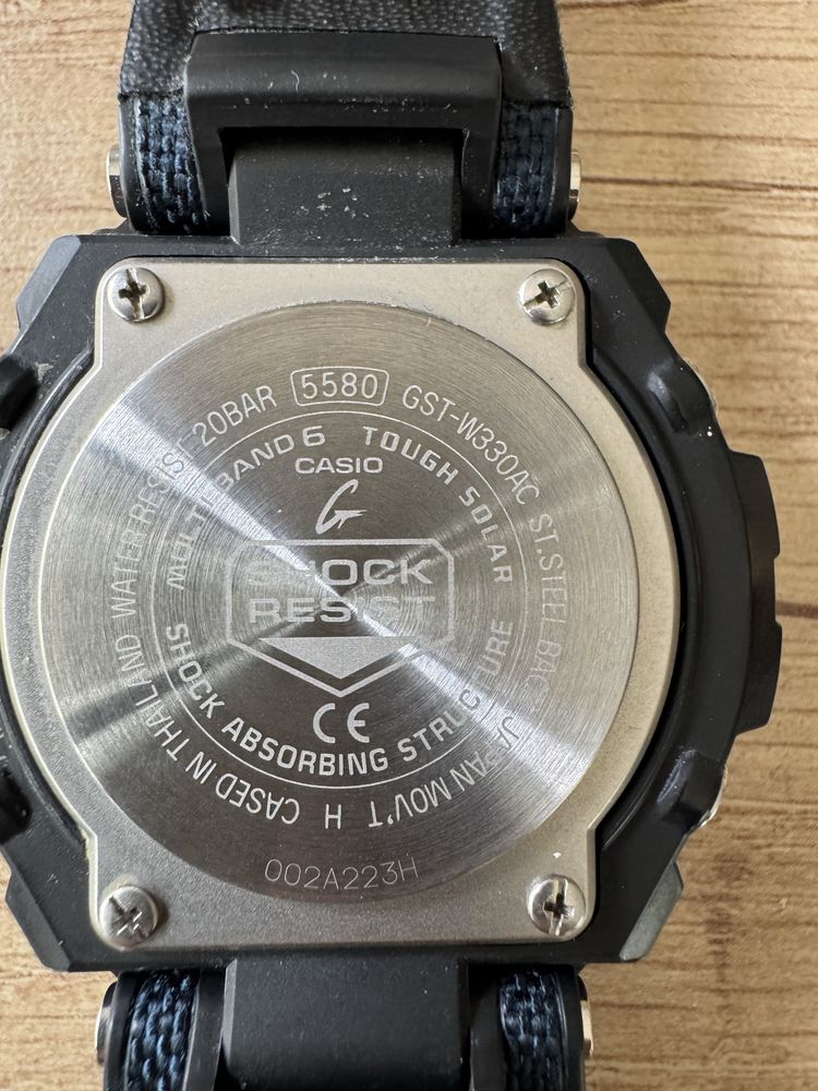 Casio G-shock GST W330AC