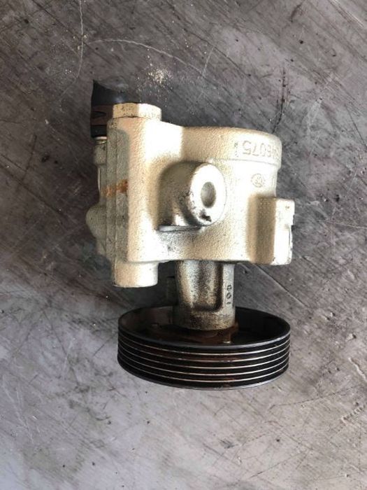 pompa servodirectie 1.9 dci renault megane scenic 2002