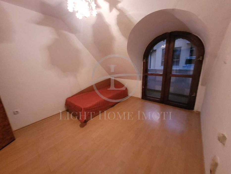 Продава се Тристаен апартамент в Пловдив, Кършияка - 104 кв.м за 1827 €/кв.м - Снимка #8