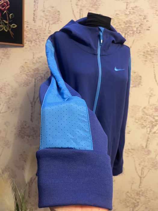 Bluza dama Nike marimea L spre XL