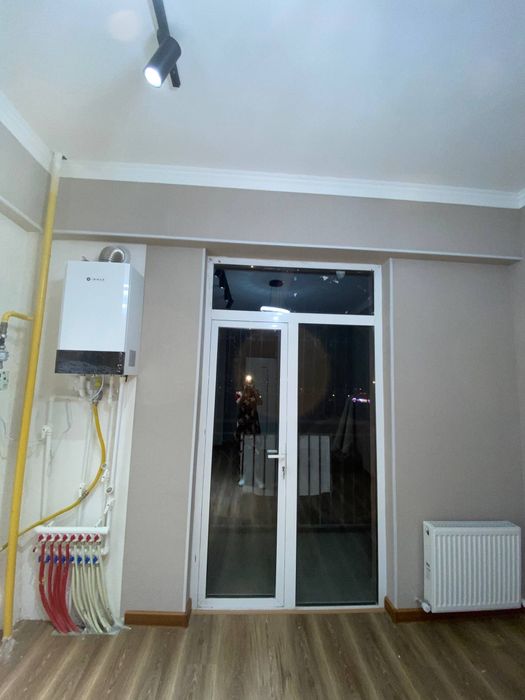 Uy sotiladi 2 xonali 57kv