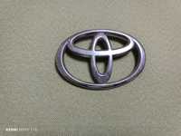 Значек передний Toyota
