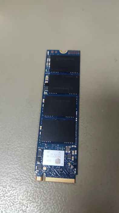 SSD Kingston 512 гб