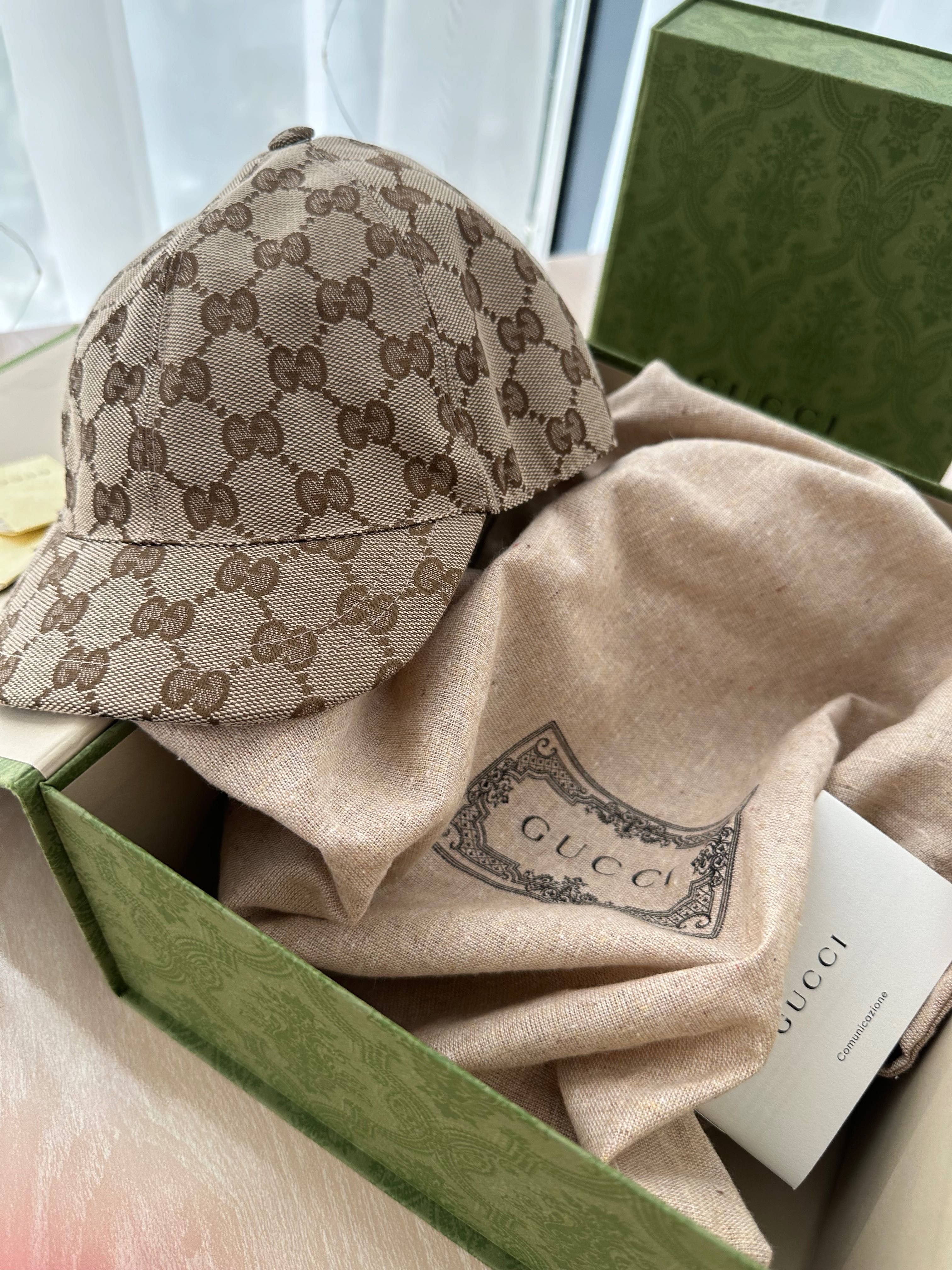 Gucci оригинална детска шапка с кутия и сертификати (размер S, 52см)