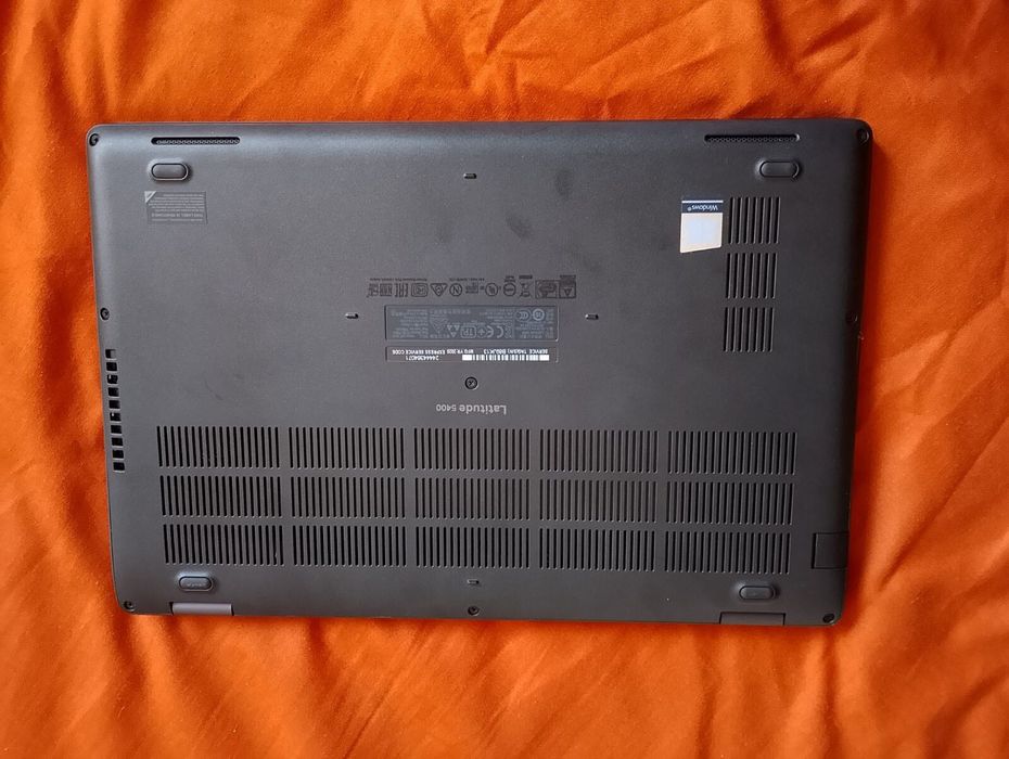 Dell Latitude 5400 14" Intel i5 8thgen - 8GB RAM- 256GB SSD- Win 11