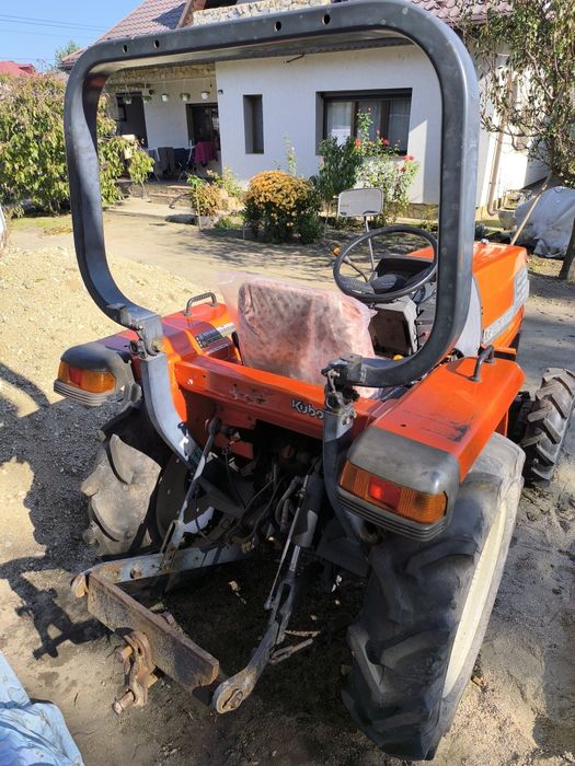 Tractor Kubota GL 220 Granel cu freza si plug, stare FOARTE BUNA
