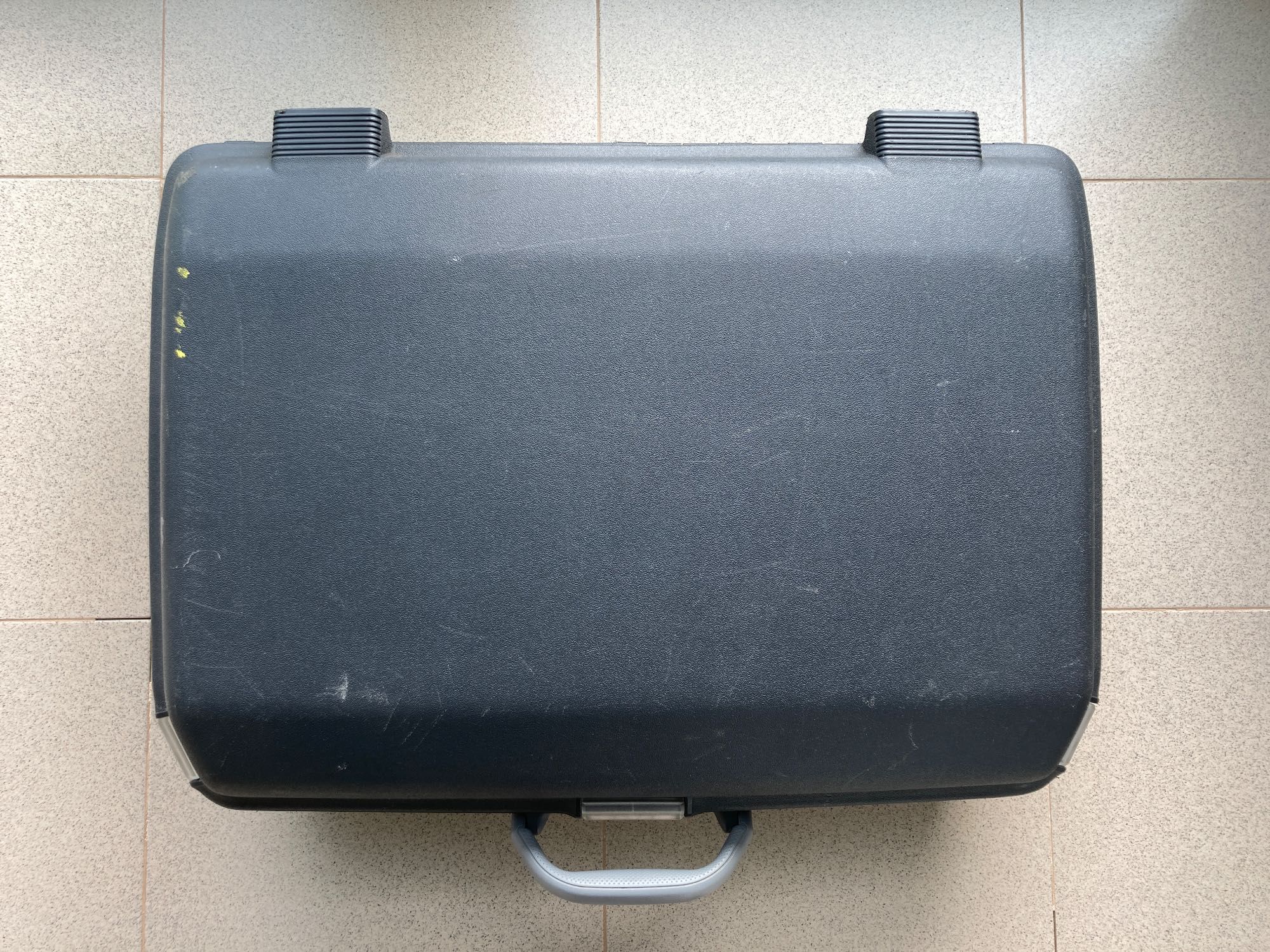 Valiză Samsonite plastic dur ABS, 60 x 45 x 20 cm, 3 kg