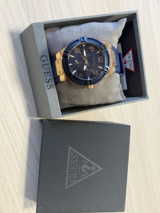 Дамски часовник Guess