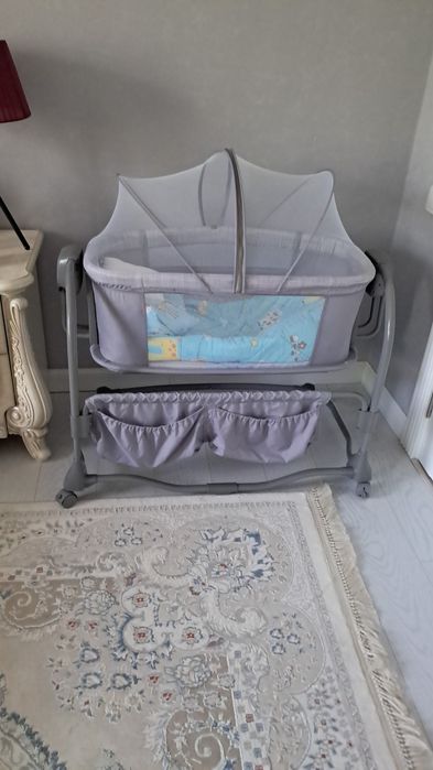 Продам детскую электрическую кроватку