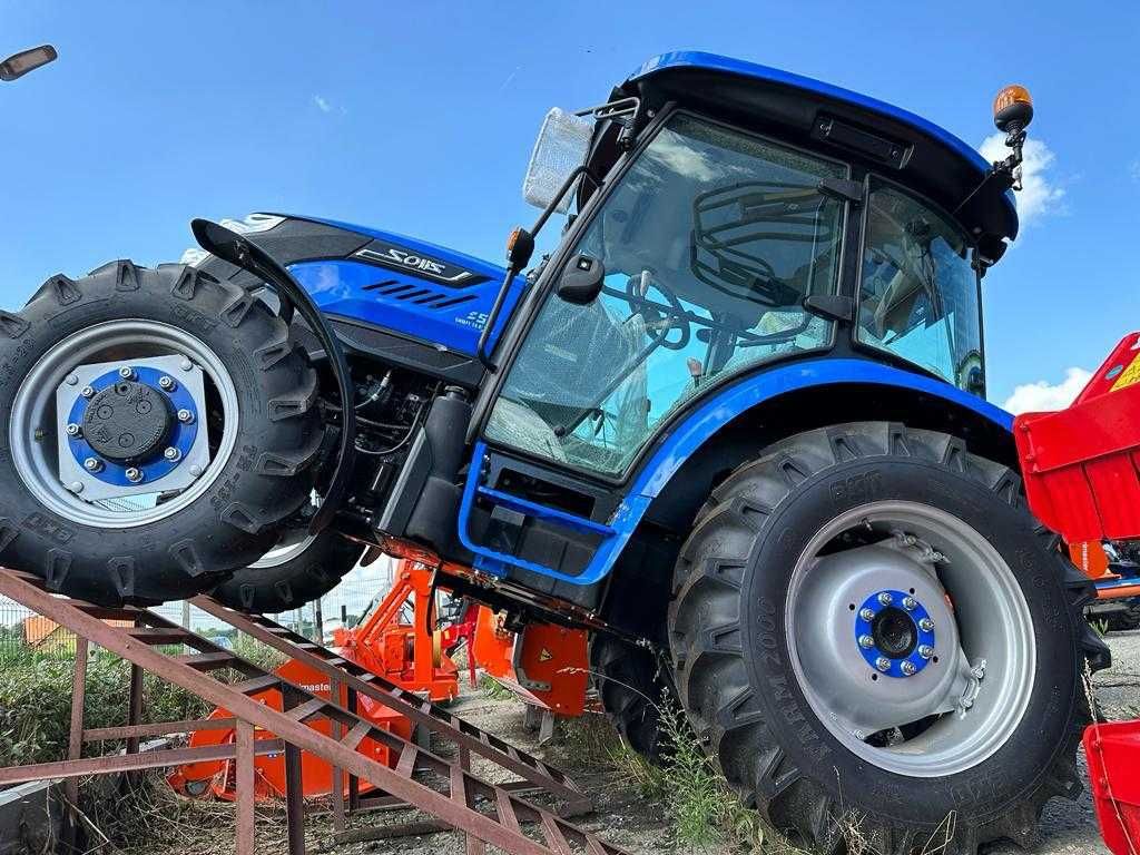 Tractor SOLIS 50 Stage V cu Cabina +*INCARCATOR BONUS*