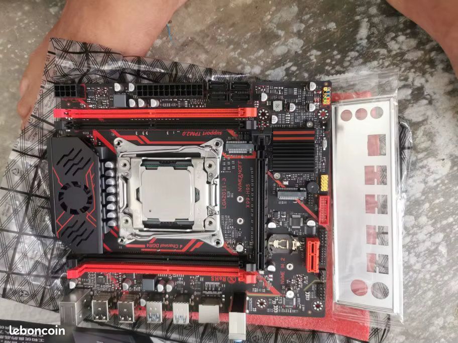 Kit QIYIDA X99 H9S LGA2011+Intel Xeon 2698v3+Samsung860PRO512GB+32GBRA
