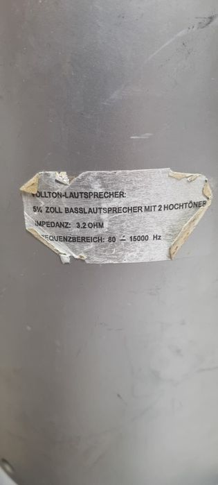 Vand sau schimb boxa elta