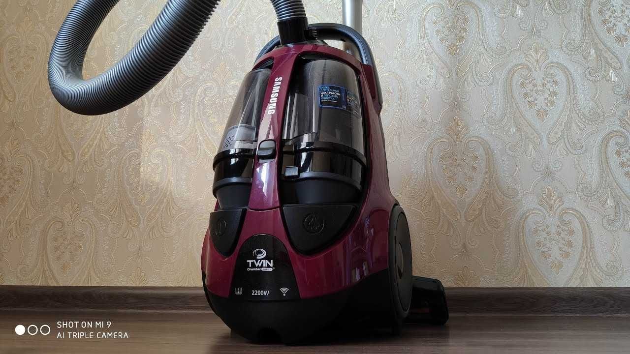 Пылесос Samsung VCC885FH3P/XEV