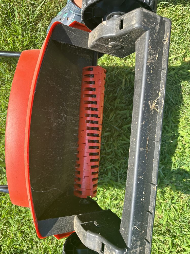 Градински листосъбирач BLACK+DECKER