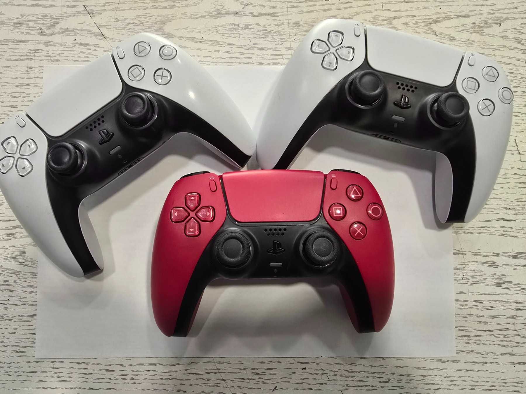 Джойстици за PS5