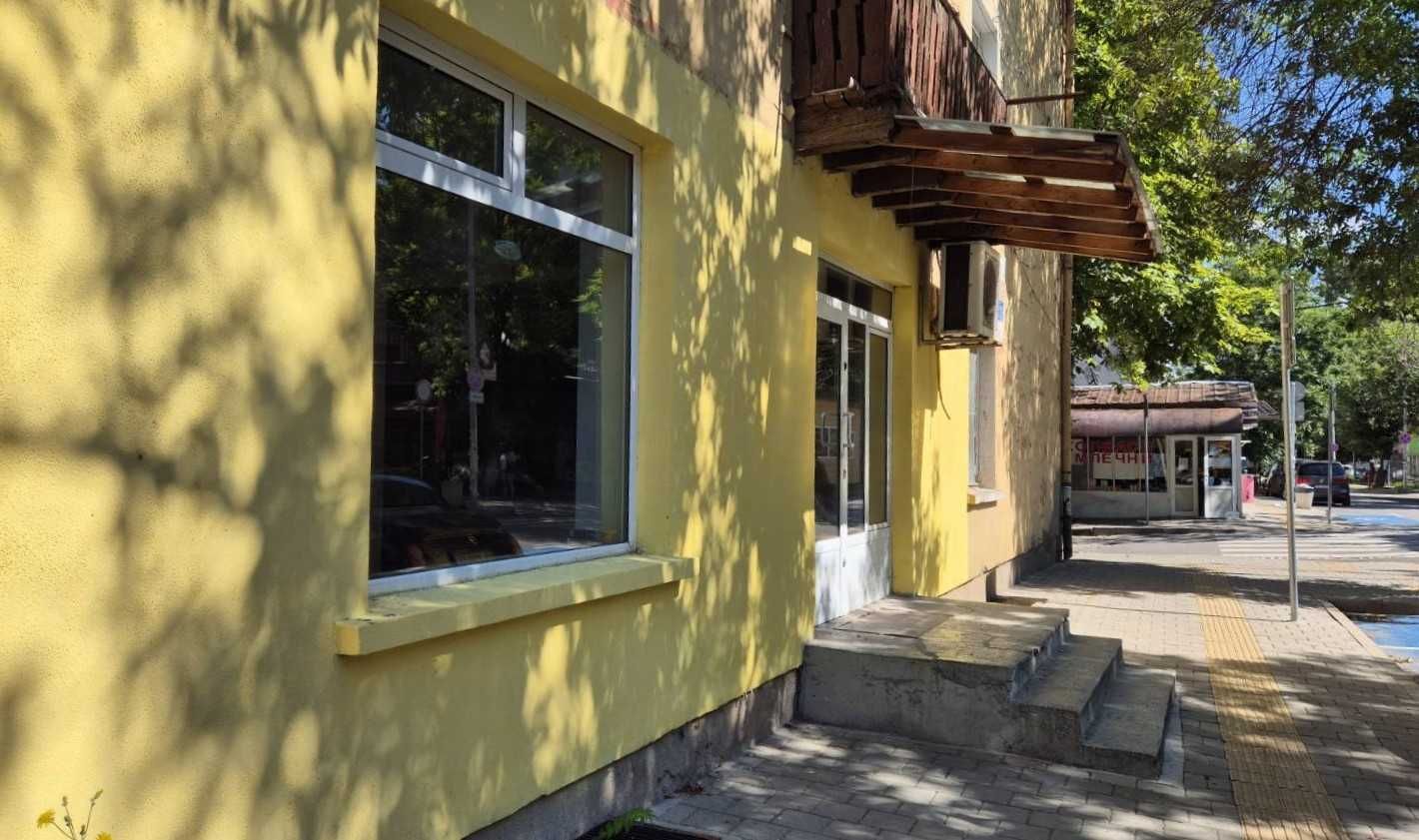 Партерен магазин под наем в гр. Перник център, пазара