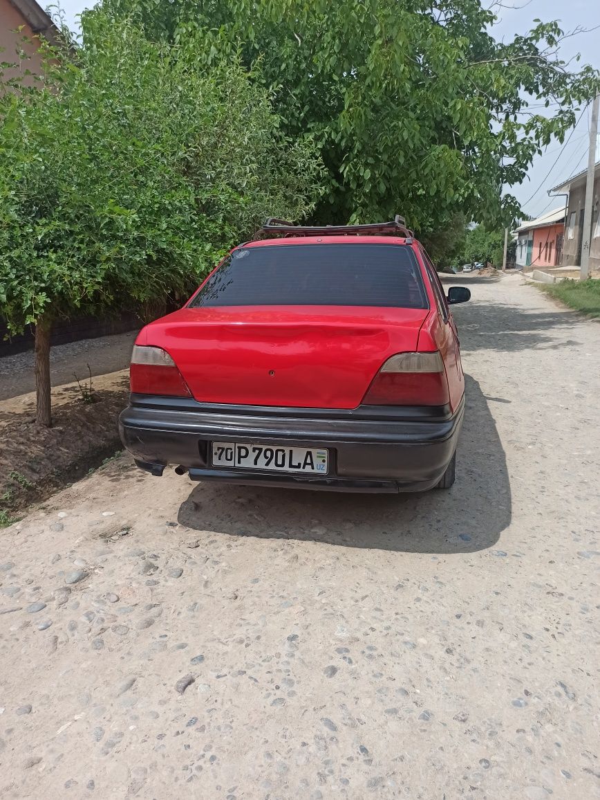 Нексия 1 сотилади.