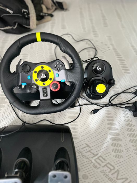 Ps 5 с волана Logitech