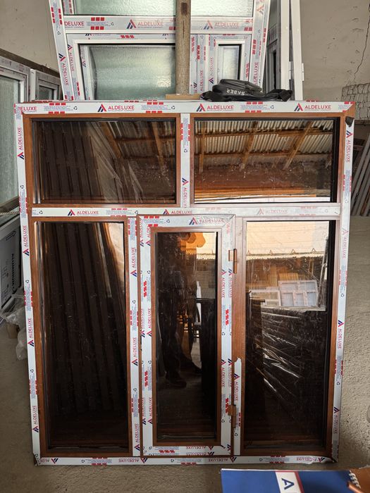 Alyumindan eshik derazalar mavjud