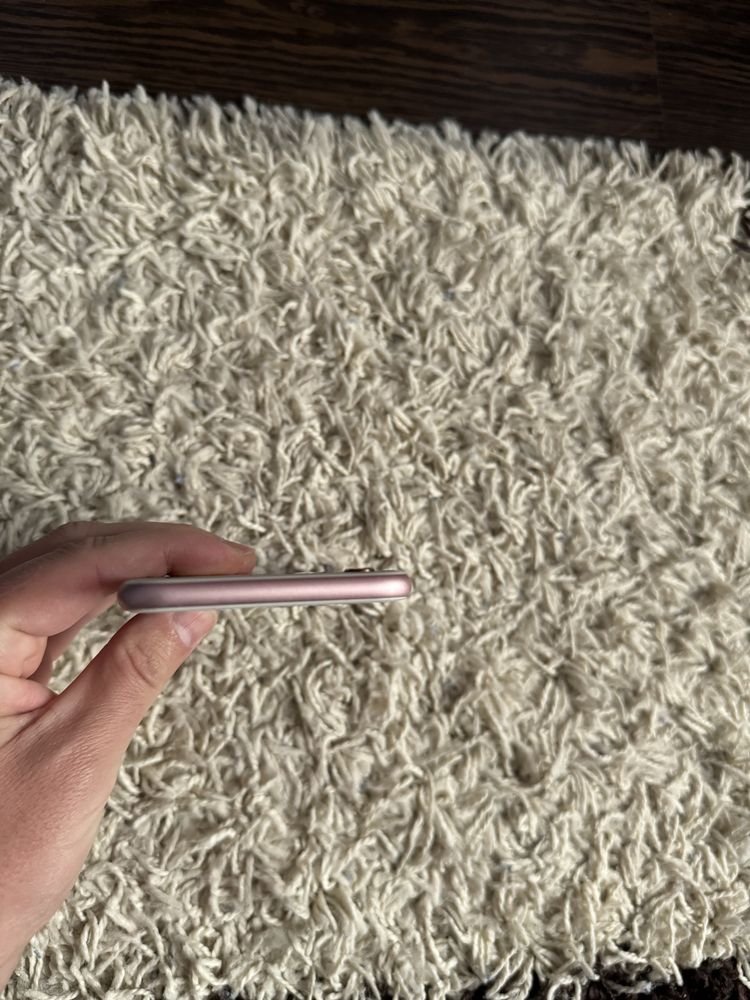 Vand iPhone 6S 16GB neverlocked rose gold [poze reale