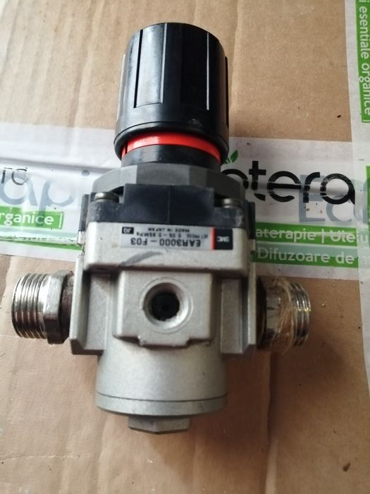 SMC EAR 3000 - 03 Pneumatic Regulator, Made in Japan