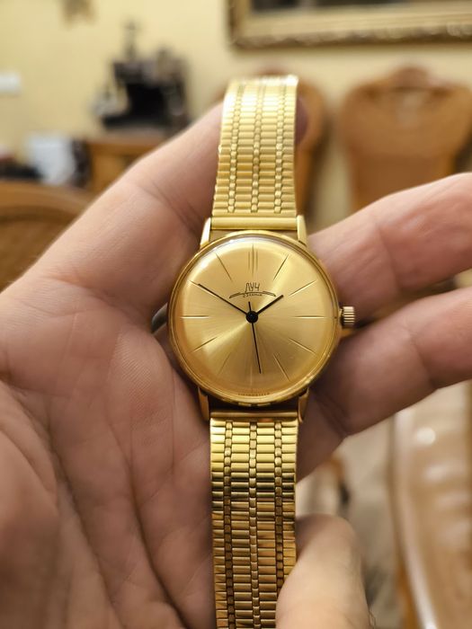 Наручные часы Полёт де люкс 2209  (Poljot de luxe). "Луч"