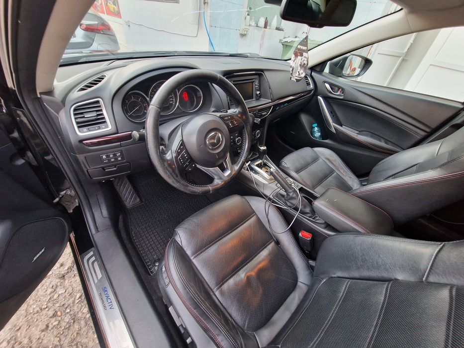 Mazda 6 2013 plus can am ryker 2025