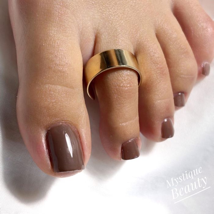 Manichiura si Pedichiura! Mystique Beauty OFERTA