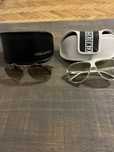Vand 3 perechi de ochelari de soare