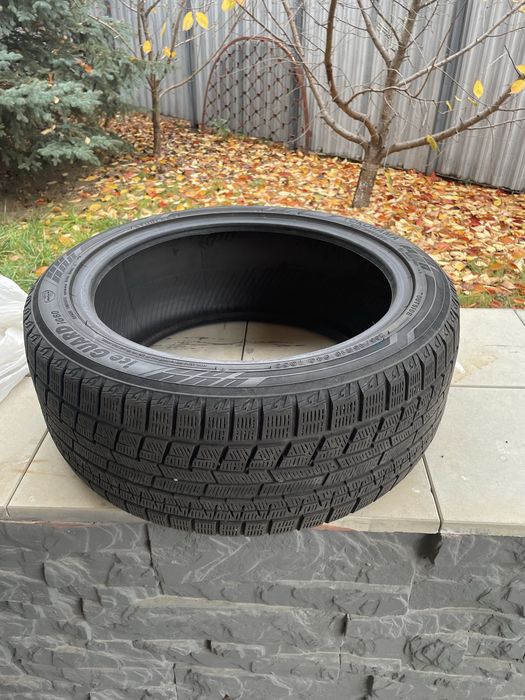 Зимние шины Yokohama 235/45/18 липучка