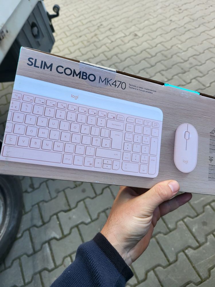 logitech slim combo mk470