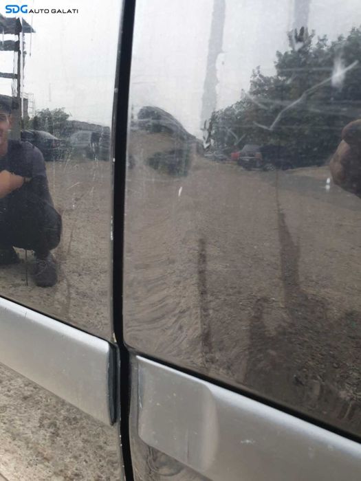 Usa Usi Portiera Portiere Stanga Spate Dezechipata Ford Focus 1 Break Combi 1998 - 2004 Culoare F8