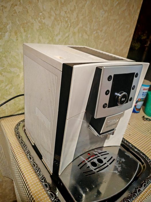 Delonghi ESAM 5450 Perfecta Plus