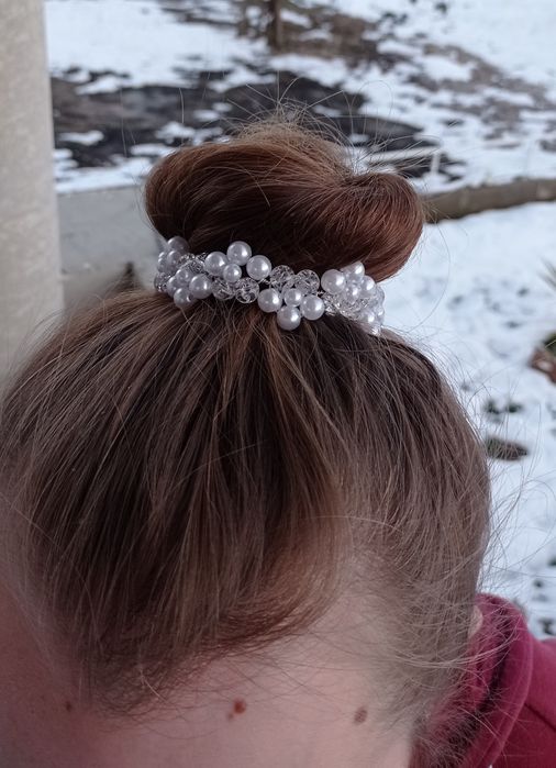 Официални аксесоари за коса