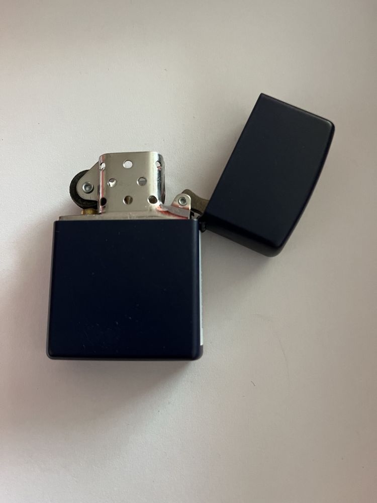 Bricheta Zippo made in USA