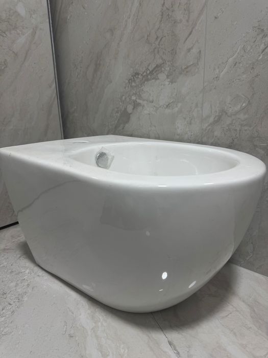 Биде подвесной новый