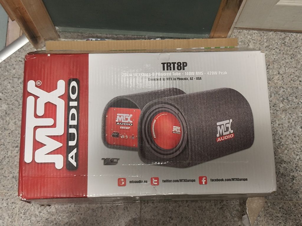 Субуфер MTX TRT8P активен 140 RMS