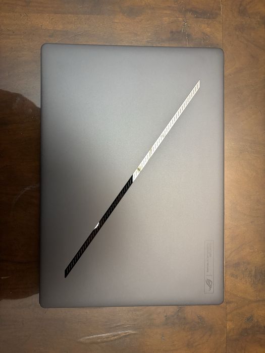 Laptop Gaming ASUS ROG Zephyrus G14