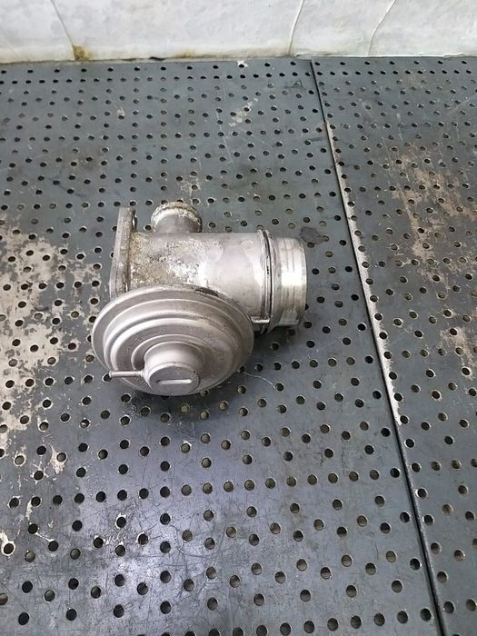 Egr 3.0 d bmw x5 e53 7789999 72826402