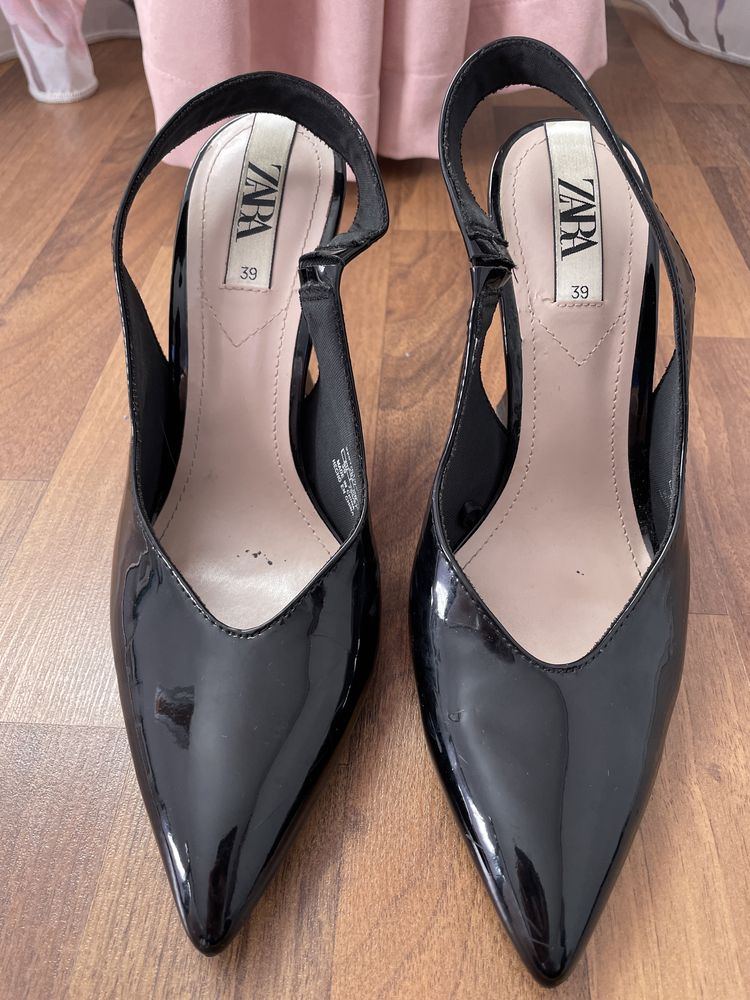 stiletto negri nr 39