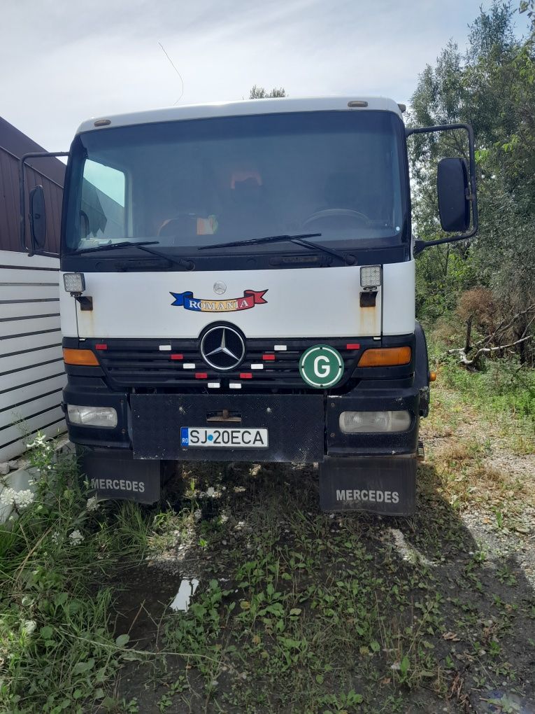 Vând Mercedes Atego 4x4 an 2004