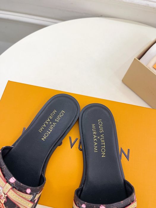 Papuci Louis Vuitton, tip Premium