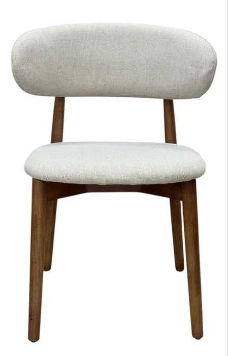 Уютный обеденный стул в стиле Mid-Century Modern / Скандинавия