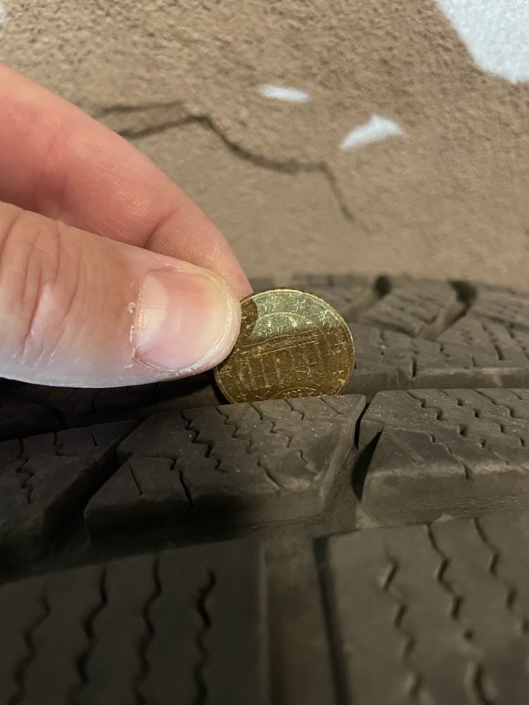 Гуми с джанти, зимни - 235/65 R17