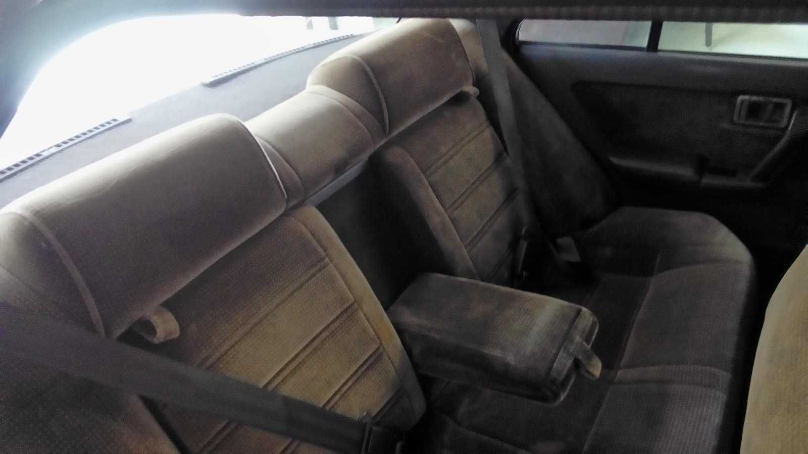 Продавам NISAN  Bluebird  1,6  SLX  Benzin газ 5 ск.Т 12  ЗАМЕНЯМ