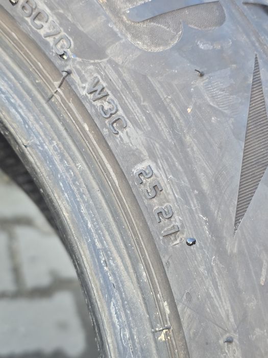 235 55 18 Bridgestone