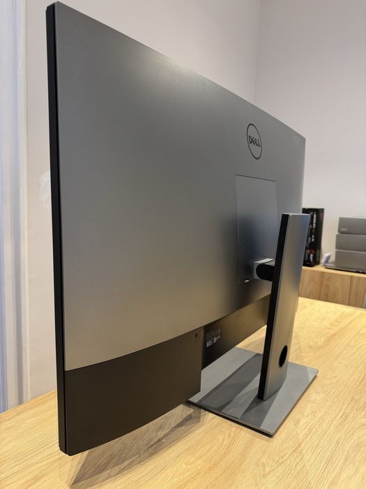 Monitor IPS Led Dell 42.5” U4320Q, UHD 4K, HDMI, DisplayPort