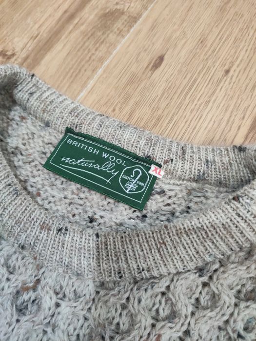 Pulover din lână British Wool marimea XL