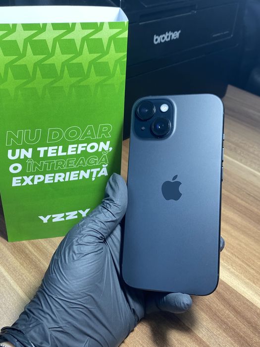 iPhone 15 / 256 GB / Sănătate baterie 100% / Nou desigilat